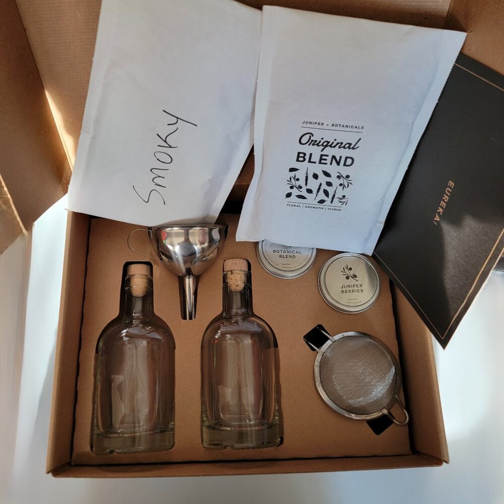 W&P Homemade Gin Kit Make Your Own Kit Botanical Blend and Juniper Berries